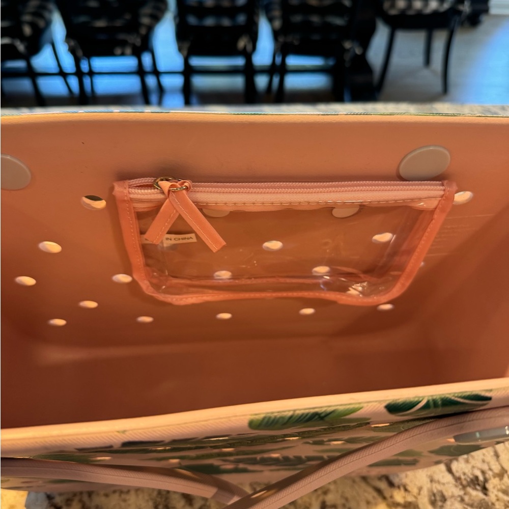 BOGG BABY BAG Pink and Green Palm Print Never Used - Picture 2 of 4